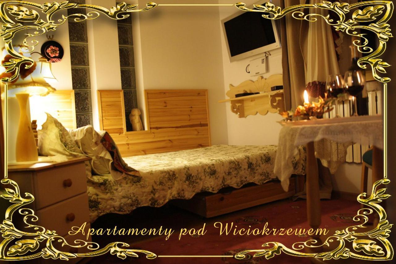 Apartamenty Pod Wiciokrzewem Supraśl Exterior foto